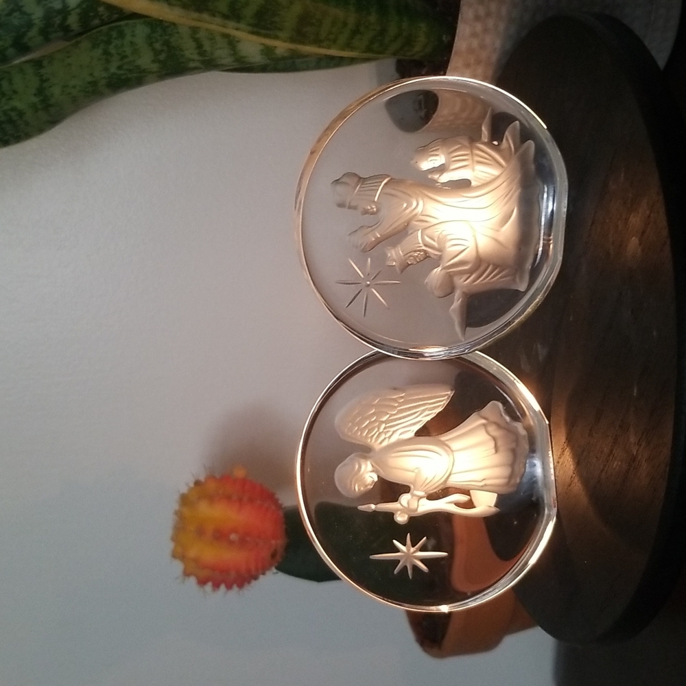 Glass Tealight Figurines -Set of 2